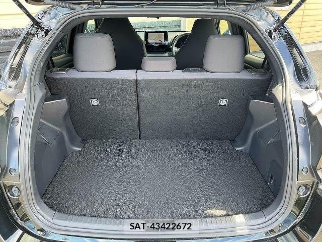 Toyota YARIS 2025-03 8872483-10