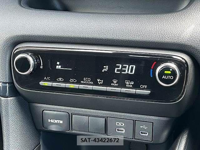 Toyota YARIS 2025-03 8872483-18