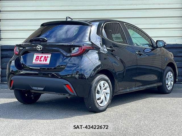 Toyota YARIS 2025-03 8872483-3