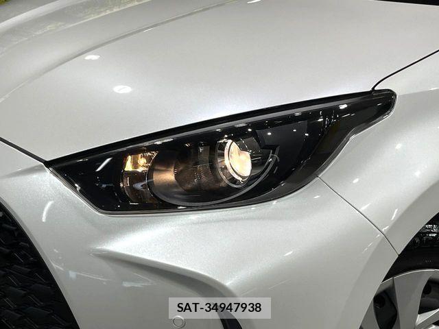 Toyota YARIS 2024-07 8883143-11