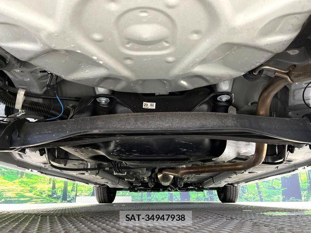 Toyota YARIS 2024-07 8883143-18