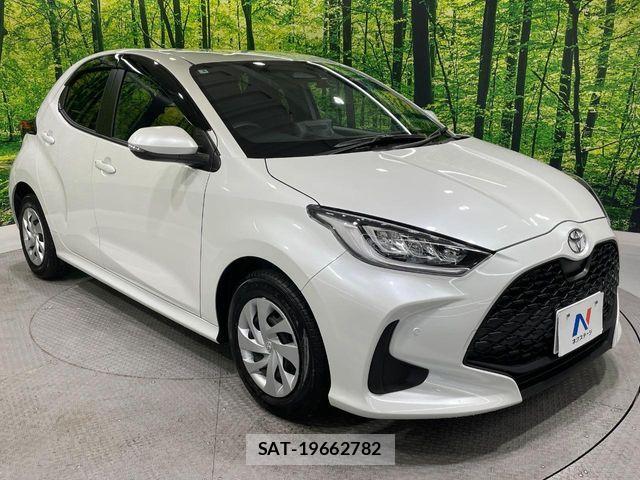 Toyota YARIS 2025-08 8883141-16