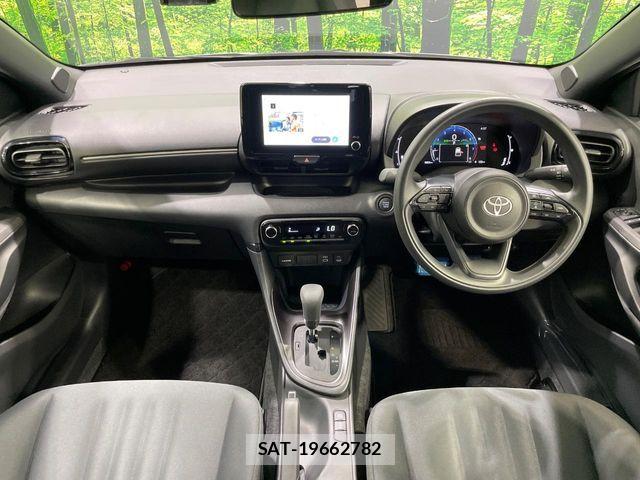 Toyota YARIS 2025-08 8883141-3