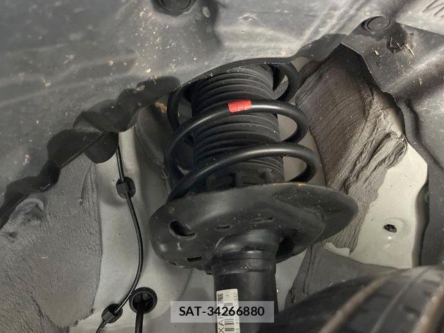 Toyota YARIS 2024-07 8883136-19