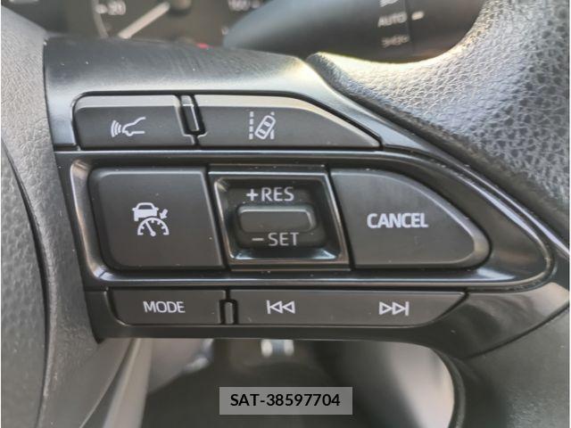 Toyota YARIS 2023-10 8883147-11