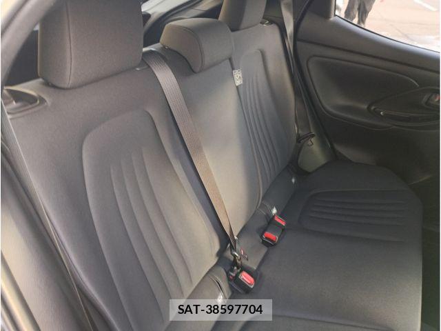 Toyota YARIS 2023-10 8883147-14