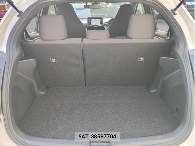 Toyota YARIS 2023-10 8883147-15