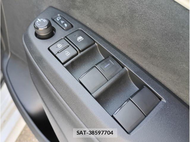 Toyota YARIS 2023-10 8883147-18