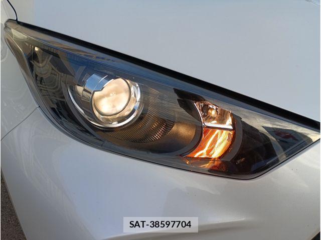 Toyota YARIS 2023-10 8883147-5