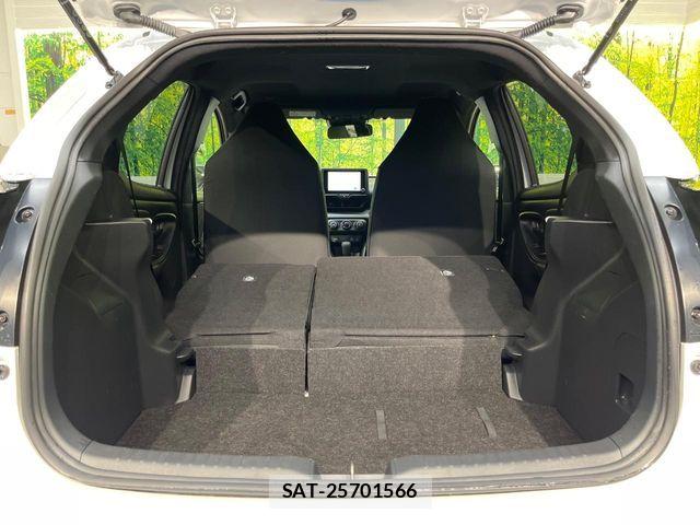 Toyota YARIS 2024-07 8883142-9