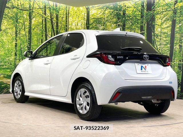 Toyota YARIS 2025-01 8883145-16