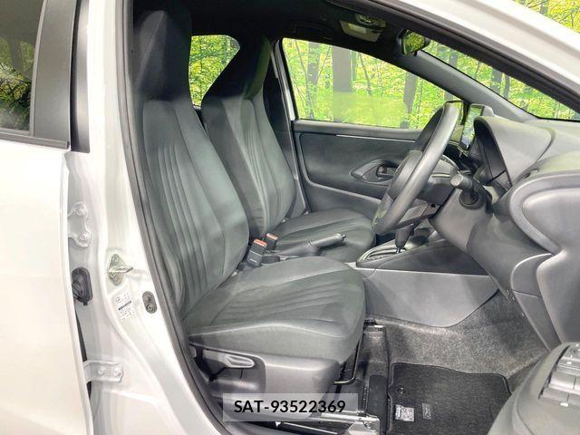 Toyota YARIS 2025-01 8883145-7