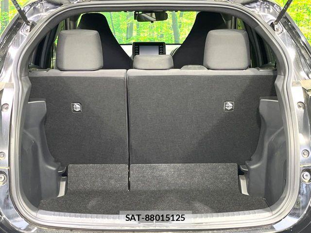 Toyota YARIS 2020-02 8883148-9