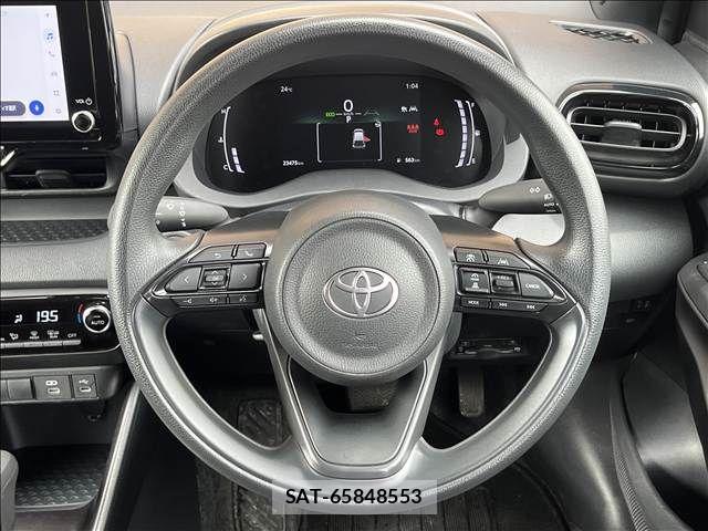 Toyota YARIS 2025-03 8883139-17