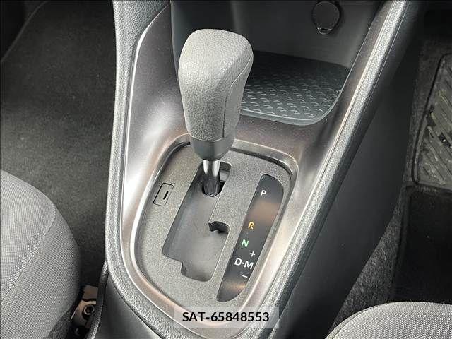Toyota YARIS 2025-03 8883139-24