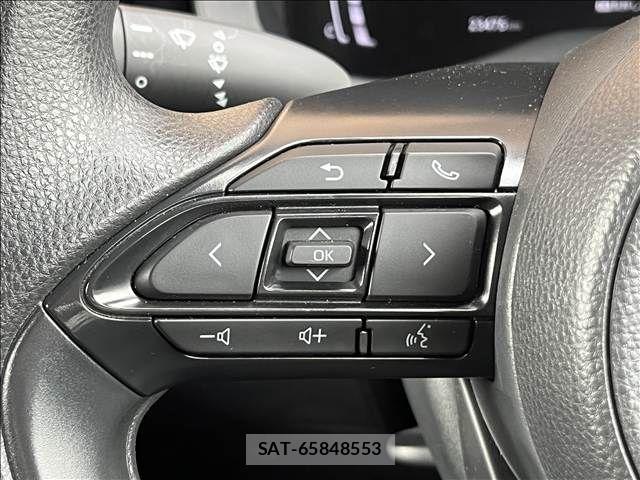Toyota YARIS 2025-03 8883139-26