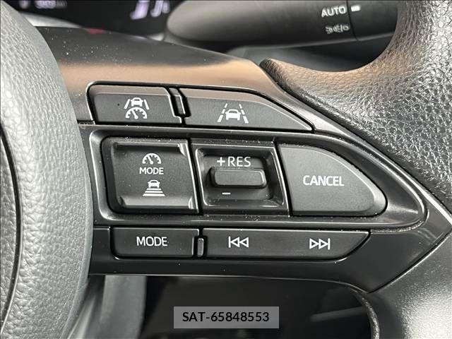 Toyota YARIS 2025-03 8883139-27