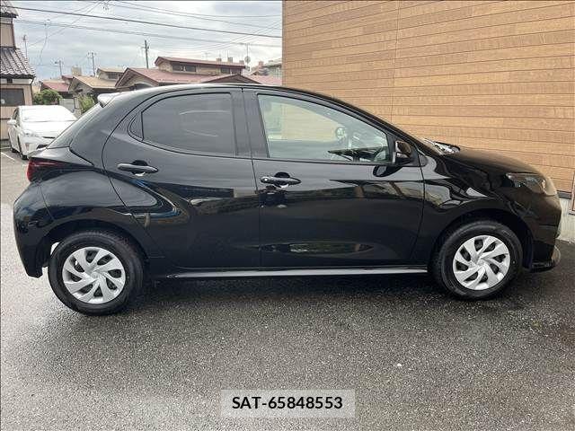 Toyota YARIS 2025-03 8883139-4
