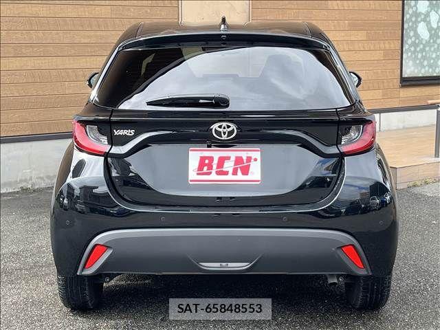 Toyota YARIS 2025-03 8883139-6