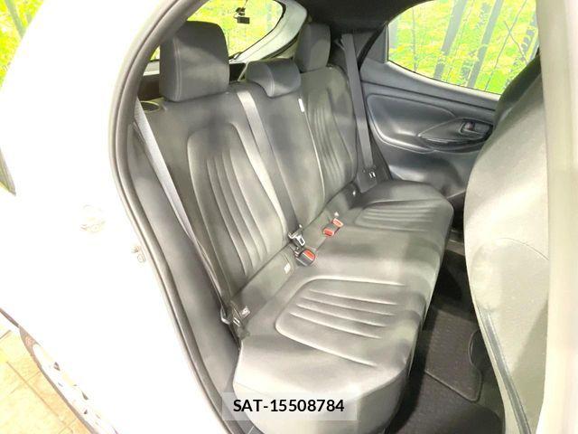 Toyota YARIS 2026-04 8883133-8