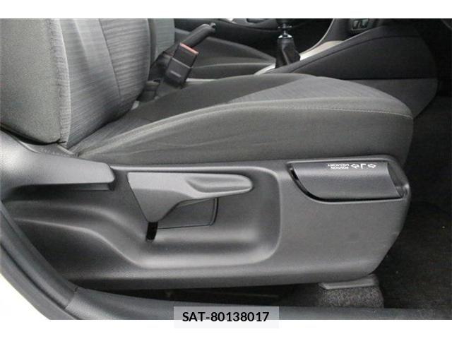 Toyota YARIS 2024-01 8883137-27