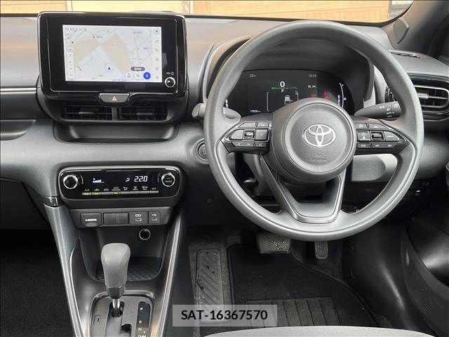 Toyota YARIS 2025-03 8883138-16