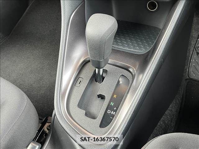 Toyota YARIS 2025-03 8883138-24