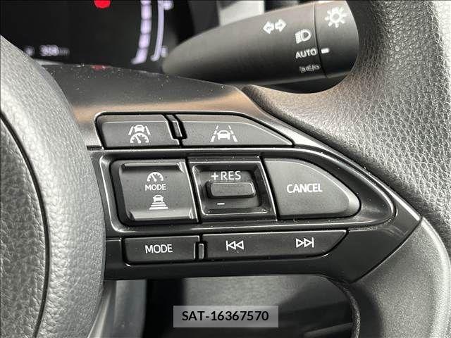 Toyota YARIS 2025-03 8883138-27