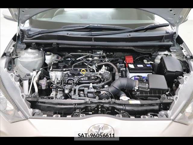 Toyota YARIS 2022-06 8883144-24