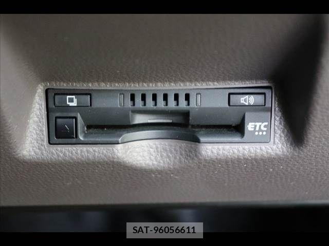 Toyota YARIS 2022-06 8883144-5