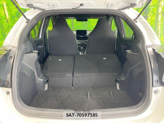 Toyota YARIS 2024-07 8883140-9