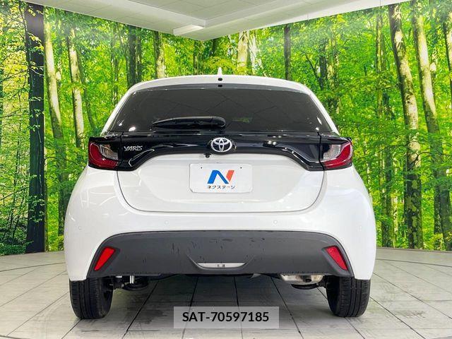 Toyota YARIS 2024-07 8883140-14