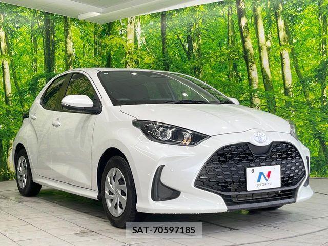 Toyota YARIS 2024-07 8883140-15