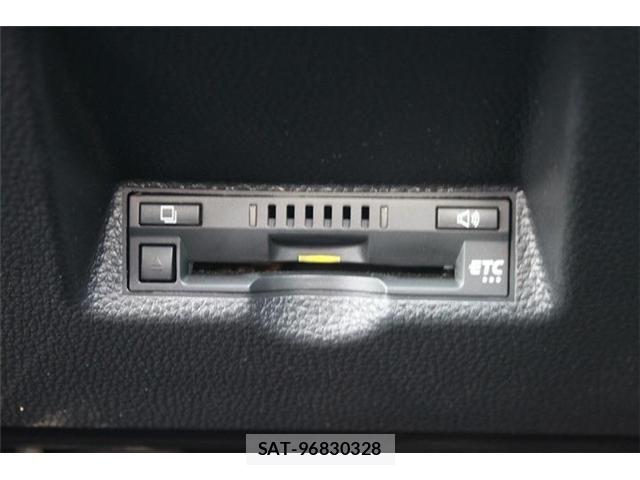 Toyota YARIS 2021-05 8884679-2