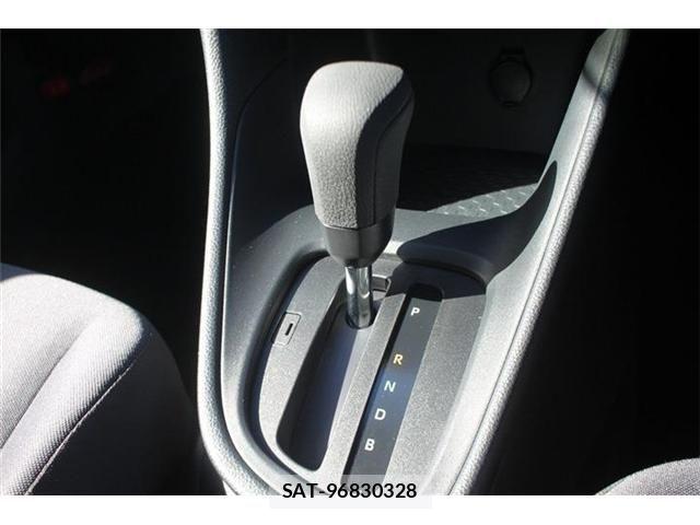 Toyota YARIS 2021-05 8884679-5