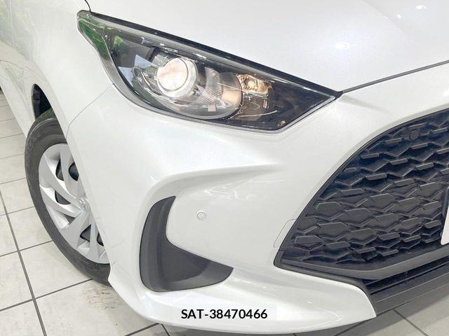 Toyota YARIS 2024-07 8884677-11