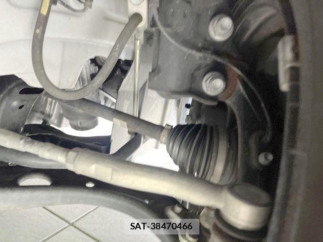 Toyota YARIS 2024-07 8884677-19
