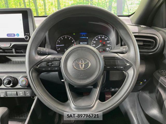 Toyota YARIS 2024-09 8884671-11