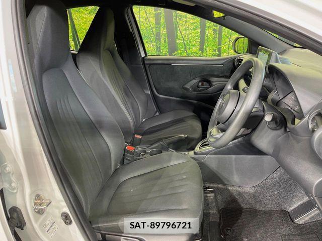 Toyota YARIS 2024-09 8884671-8