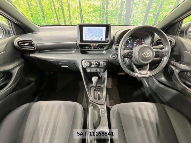 Toyota YARIS 2024-07 8884675-1