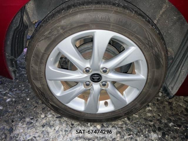 Toyota YARIS 2021-06 8884680-18