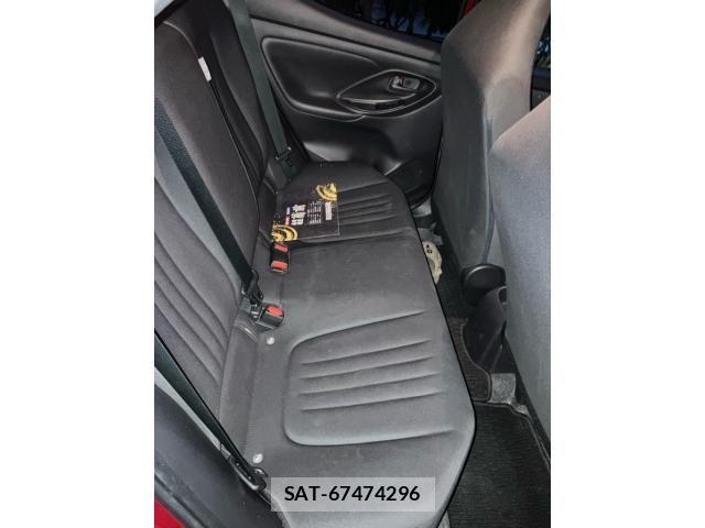 Toyota YARIS 2021-06 8884680-22