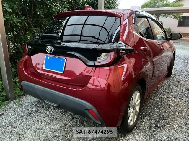 Toyota YARIS 2021-06 8884680-2