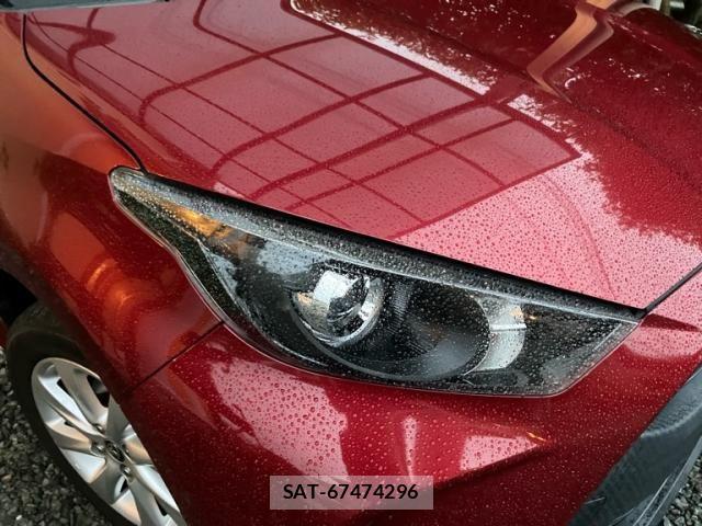 Toyota YARIS 2021-06 8884680-4