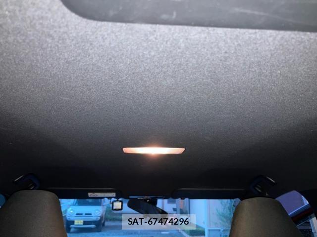 Toyota YARIS 2021-06 8884680-5