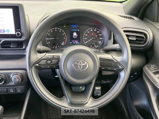 Toyota YARIS 2024-07 8884667-11
