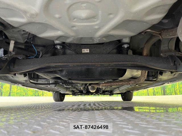 Toyota YARIS 2024-07 8884667-19