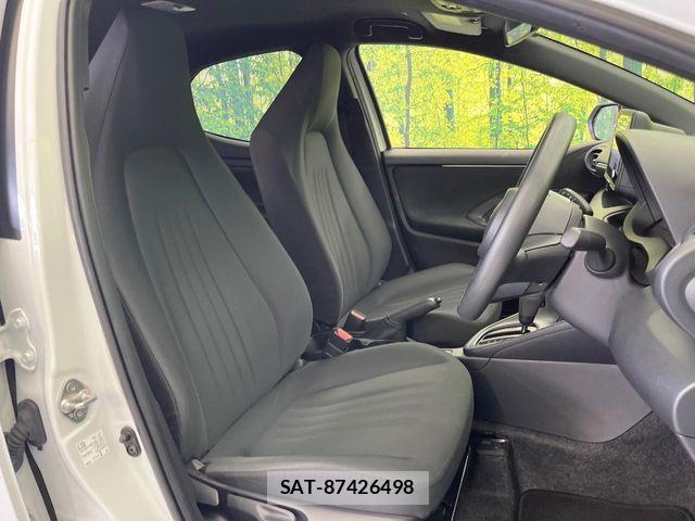 Toyota YARIS 2024-07 8884667-8