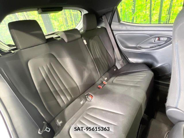 Toyota YARIS 2024-07 8884673-9