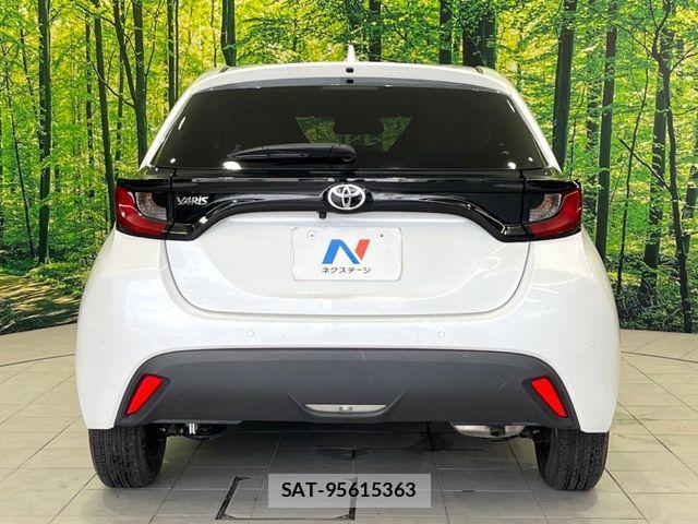 Toyota YARIS 2024-07 8884673-14